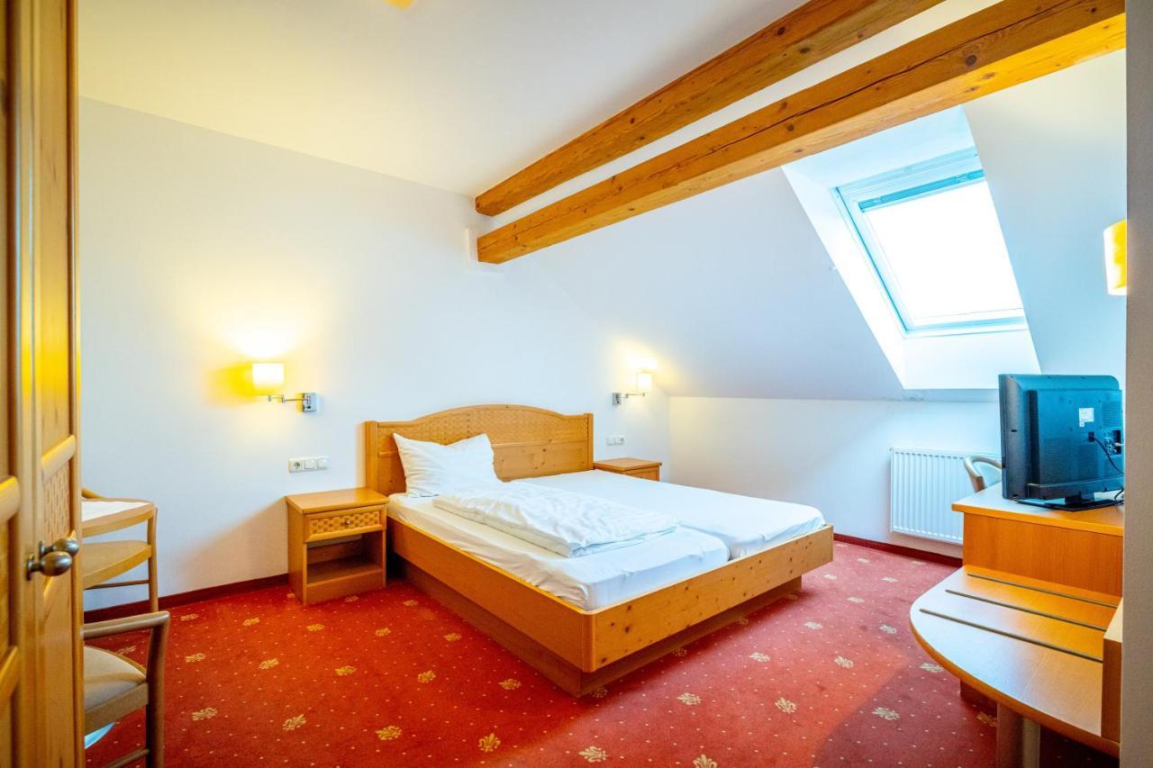 Metzenhof Otel Kronstorf Dış mekan fotoğraf